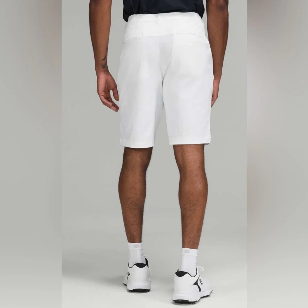 NWOT Lululemon Commission Golf Short 10